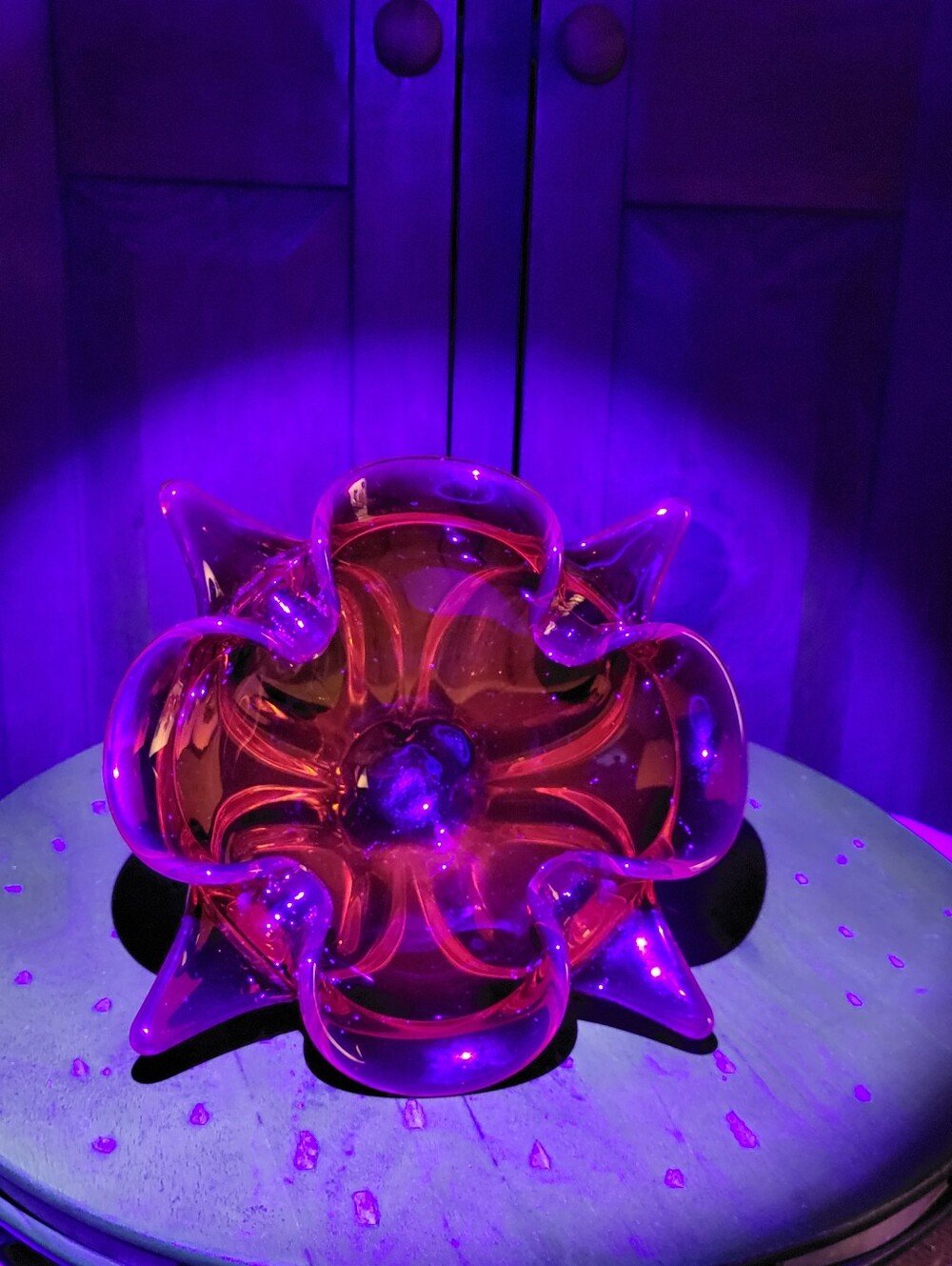 Hand-Blown Pink Glass Centerpiece Bowl - Picture 13 of 14